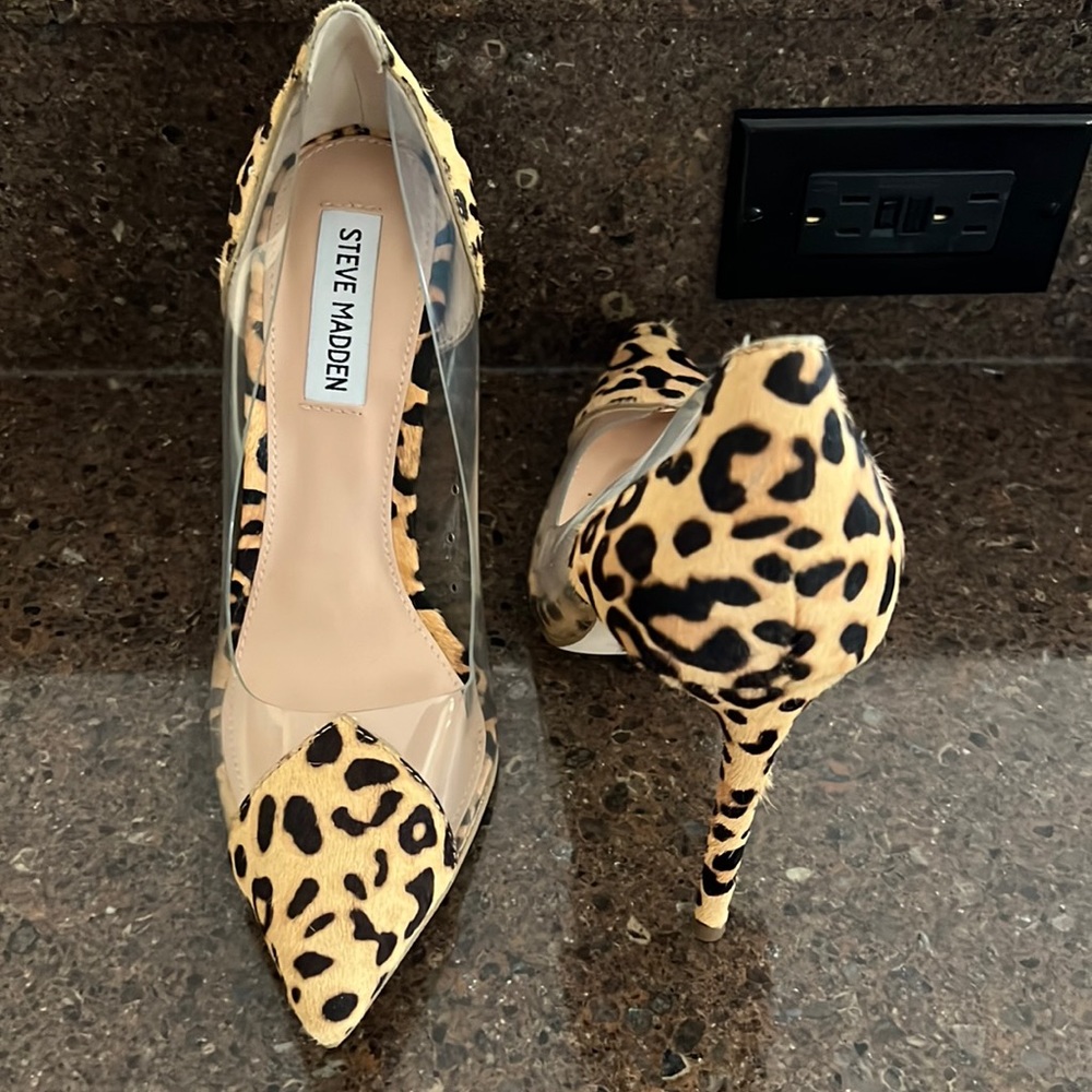 Steve Madden never worn animal print heels faux fur 7.5